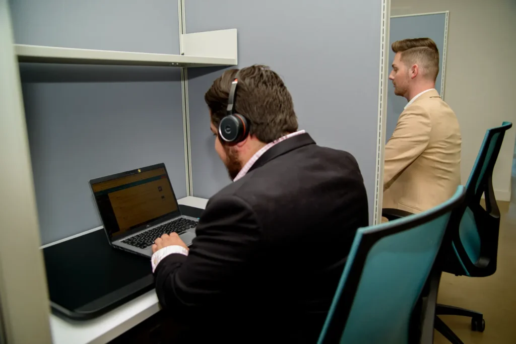 Memoryblue Sales Rep Prospecting At Desk
