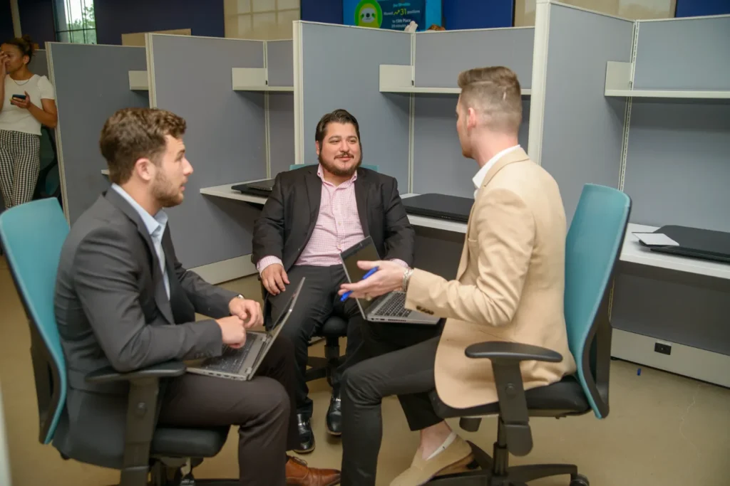 Memoryblue Sdr Team Huddle On Sales Floor